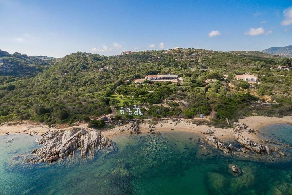 Boho Chic Beach Resort In Sardegna Porto Istana Kültér fotó